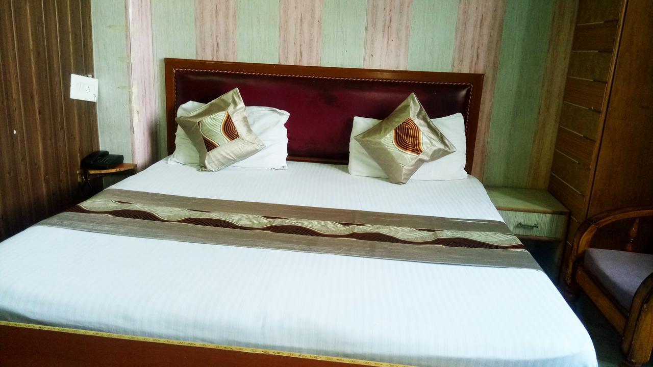 Royal View Hotel Shimla Exterior photo